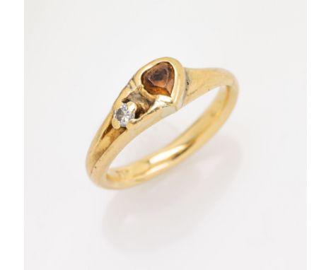 18 kt Gold Ring mit Quarz und Brillant,   GG 750/000, herzförm. Quarz, 1 Brill. ca. 0.05 ct Weiß/vs, Tragesp., ca. 5 g, RW 50