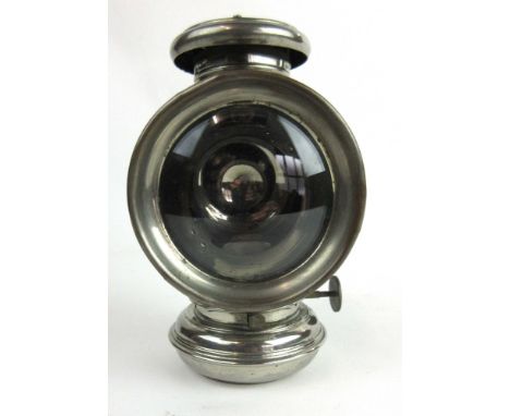 An American Columbia Oil cycle lamp made by the Hine-Watt MFG.Co Chicago, with a chromed body 