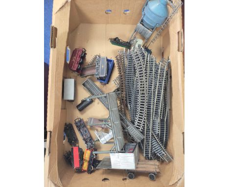 Box of 00 gauge model train rolling stock, track and scenery to include nine examples by Bachmann to include 14T national Fer