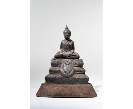 Silver repousseLaos, 19th century Dimensions: Height 24 cm Wide 20 cm Depth 12 cmWeight: 2262 grams Buddha seated on a four-t