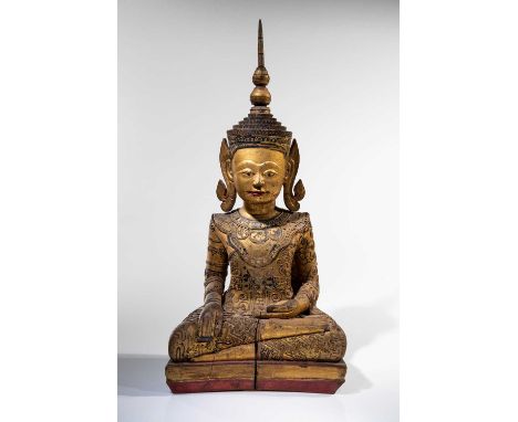 Wood gilt with insert glassBirma, Mandalay Style, 19th centuy Dimensions: Height 58 cm Wide 27 cm Depth 15 cmWeight: 3724 gra