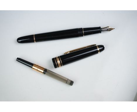 Mont Blanc Meisterstuck Hommage A Frederic Chopin fountain pen, model 145 M, with CD, service guide and ink capsule, boxed