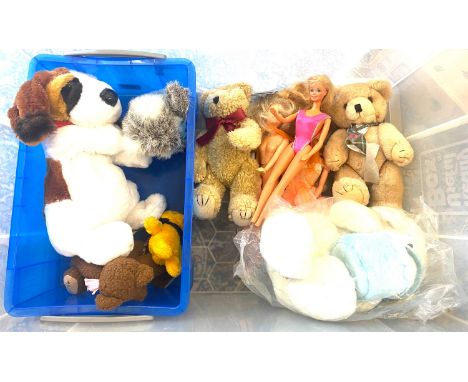 Box of assorted vintage soft toys and dolls 