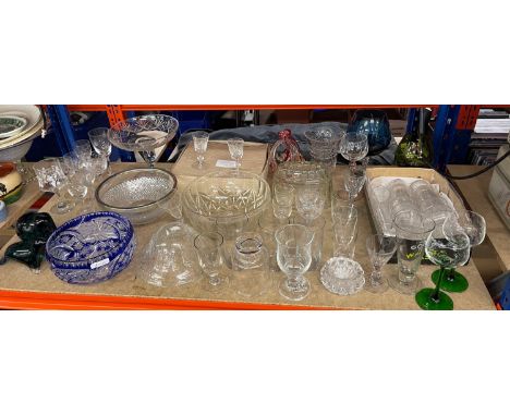 Large selection of assorted vintage and later glassware 