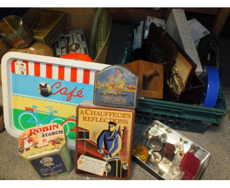 TWO TRAYS OF COLLECTABLES TO INCLUDE CUFFLINKS, MINIATURE TRINKET POTS, SERVING TRAYS AND VINTAGE TINS