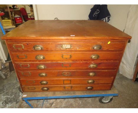 A VINTAGE SIX DRAWER PLAN CHEST, H-73 W-116 D-80 CM