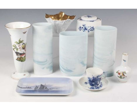 Three Rosenthal Studio-Linie Queensberry Marble vases, 20th century, tallest 21.3cm, two Herend Rothschild Bird pattern vases