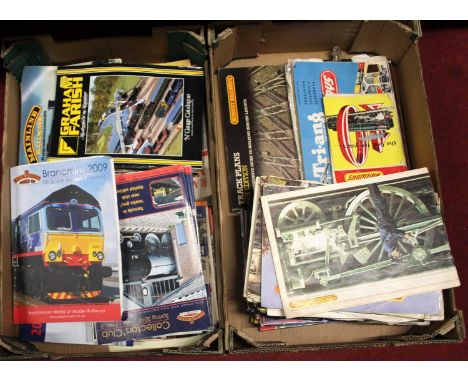 Two trays of train related catalogues and booklets, to include Bachmann branch lines 2009 00 gauge model railways, Graham Far