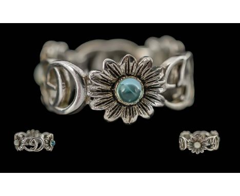 Gucci Interest - Lovely Pretty Ladies Gucci 925 Sterling Silver Flower Ring. Full Gucci Stamps to Inner Shank, With Gucci Pou