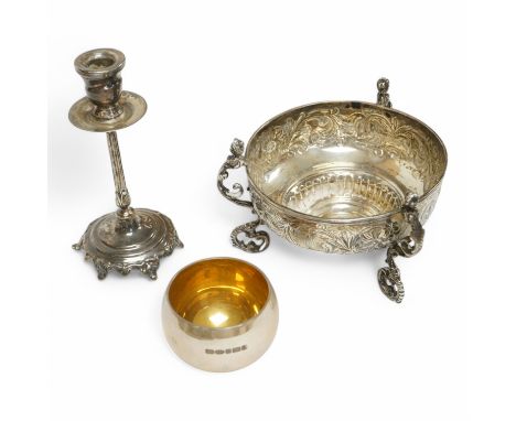 A late Victorian embossed silver bowl, on tripod supports, London, 1890, lacking glass insert?, diameter 12.2cm, together wit