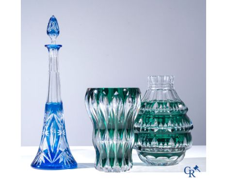 Val Saint Lambert, a lot of a carafe and 2 vases in crystal Val Saint Lambert. | carafe: 44 cm.vase: 22.5 cm.vase: 26 cm. | C