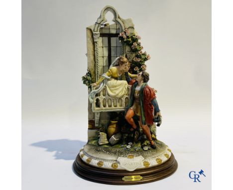 Porcelain: Capodimonte: Luciano Cazzola: Romeo & Giulietta. Large group in Italian porcelain. Signed Cazzola. Edizione Limita