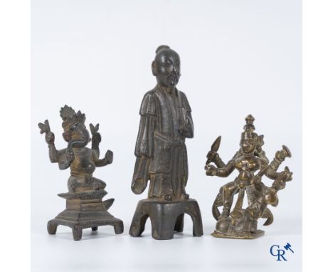 Asian Art, 3 Chinese and Indian bronze performances including Ganesha. 18th-19th century. | Largest statue: 15.5 cm.