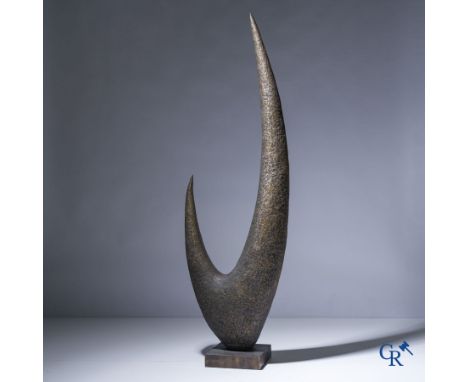 Charles Delporte, (1928-2012) (*) Monumental sculpture in bronze 7/8. Signed and dated on the base Delporte '73. Foundry H. N