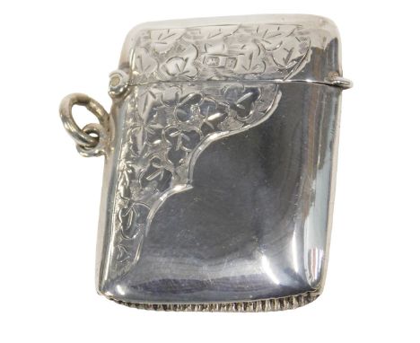 An Edward VII silver match case, with engine engraved clover decoration, Birmingham 1905, 0.63oz.
