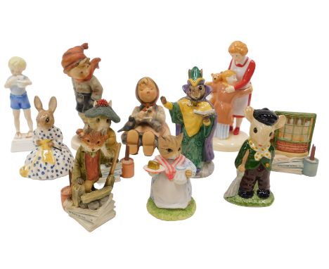 A collection of ceramic figures, etc., to include Coalport Snowman, Hug for Mum figure, Royal Worcester Old Friends, Royal Do