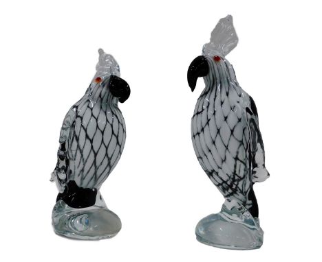 A pair of Murano Art Glass cockatoos, 20cm and 24.5cm high respectively.