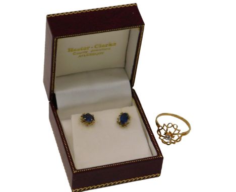 Jewellery, comprising a pair of blue stone set stud earrings, on single pin back with butterfly backs, marked 375 and a 9ct g