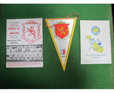 Valetta v Leeds United 1979 Programme, from the game at Stadium GZIRA, Maltese Leeds Supporters Publication, pennant. 