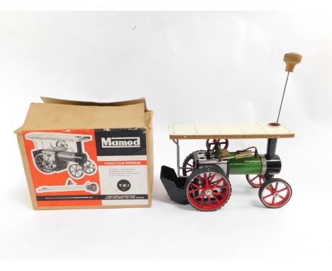A Mamod traction engine TE1, boxed.
