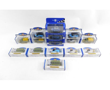 Oxford die cast cars, vintage trucks and buses, all boxed. (15)