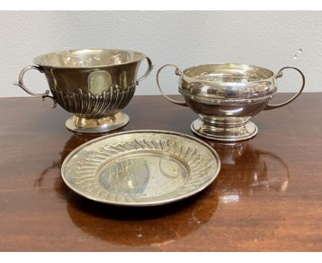 A late Victorian silver twin-handled  bowl on stand, Henry Stratford, London 1900, with everted rim, half-gadrooned, on a con