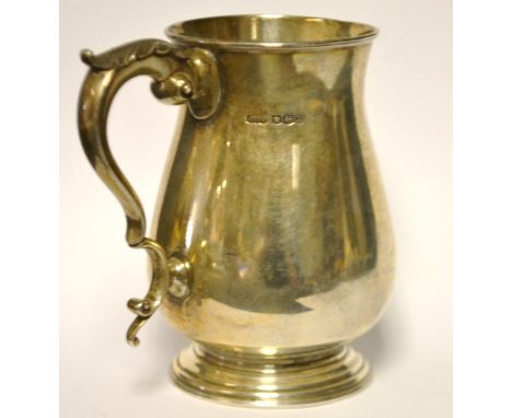 A mid 20th century silver baluster tankard, plain bidy, scrolled handle, James Dixon & Son Sheffield 1938, 169g 