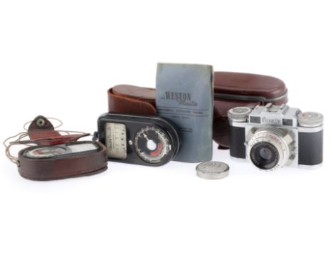 A Braun Paxette IIM 35mm Film Camera, chrome, body G, rangefinder just visible, shutter and advance work, but slow speeds are