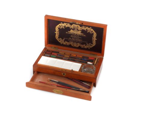 Victorian Winsor &amp; Newton Artists Paintbox, English late Victorian, with gilt lettering to the lis whihc reads 'WINSOR &a