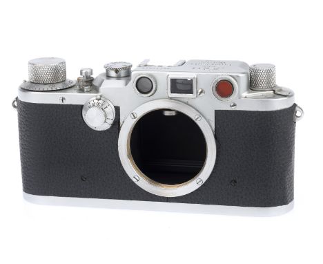 A Leica IIIc Rangefinder Camera Body, silver, serial number 432649, body VG, minor marks to top plate, shutter working, range