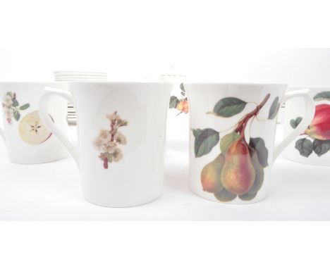 The Royal Horticultural Society - Hooker's Fruit fine bone china made in England - Queen's Collection. Tea dinner service set