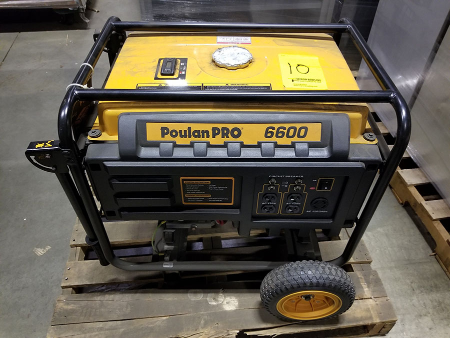 Poulan Pro 6600 Portable Generator- (4) 110v Plugs, (1) 120 240v, Gas 