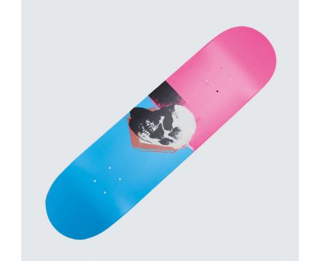 Andy Warhol x The Skateroom - Skull Grey. 2020. Farbsiebdruck/Skateboard. 80,5 x 21 cm. Bez. The Skateroom Art for Social Imp