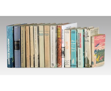 Gunther Plüschow. Sammlung von Büchern, Postkarten, Flyern und CDs zu und von Gunther Plüschow. Mit zahlreichen Tafeln und Ab