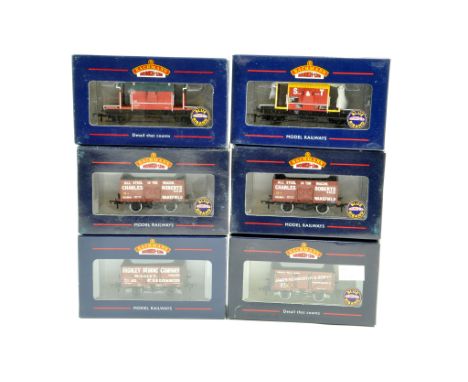 Bachmann Branchline 00 Gauge group of Rolling Stock comprising wagons with various liveries, some limited editions, including