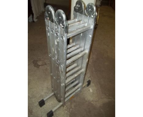 A FOLD AWAY ALUMINIOUM LADDER