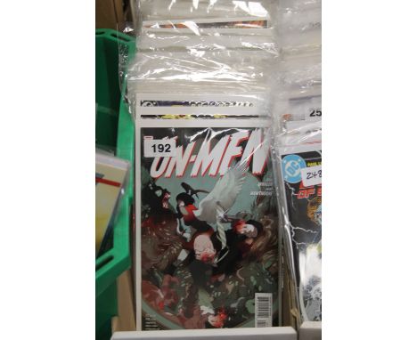 A COLLECTION OF DC COMICS, to include Green Arrow, Sun Devils, Aquaman, Queen Sonja, Sonic Disruption etc