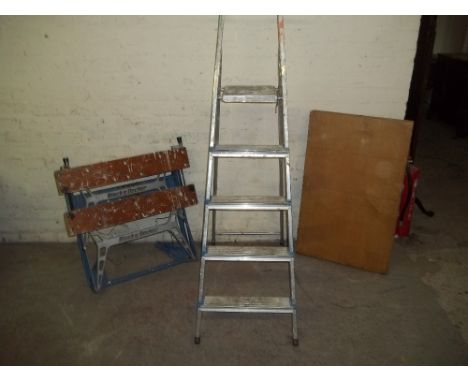 THREE ITEMS OF DECORATORS ITEMS TO INCLUDE STEP LADDERS