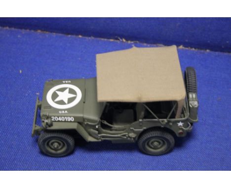 その他 GONIO 1:24 Willys Jeep Commando 1967 JEEP JEEPSTER COMMANDO STATION WAGON RED 1/24 DIECAST