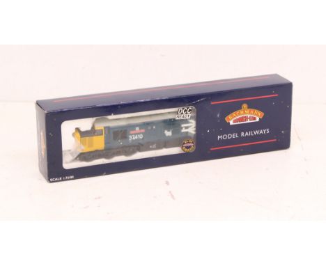 Bachmann: A boxed Bachmann, OO Gauge, Class 37/4 Diesel 37410 BR Blue/Large Logo 'Aluminium 100', Reference 32-382. Original 