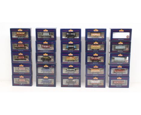 Bachmann: A collection of twenty-five assorted boxed Bachmann, OO Gauge rolling stock. General wear expected with age. Used c