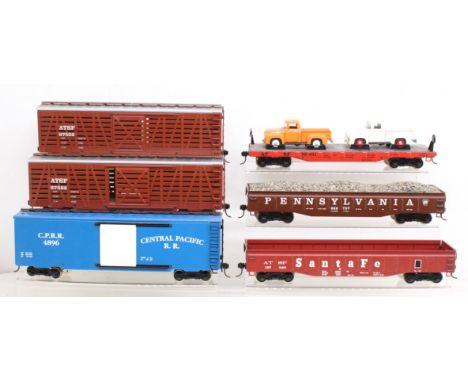 Marklin: A collection of six Marklin rolling stock wagons to include: ATSF, Central Pacific R.R., and others. Generally in go
