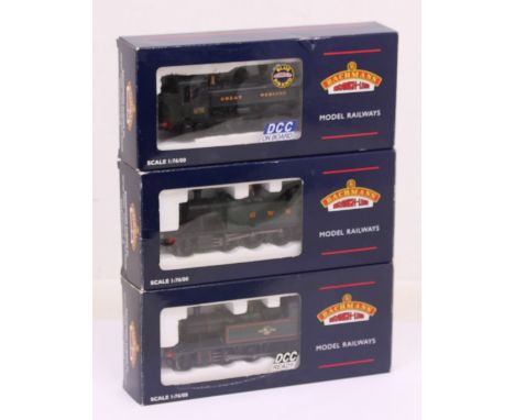 Bachmann: A collection of three boxed Bachmann, OO Gauge, to comprise: 45XX Prairie Tank 4507 BR Lined Green L/Crest 32-125DC