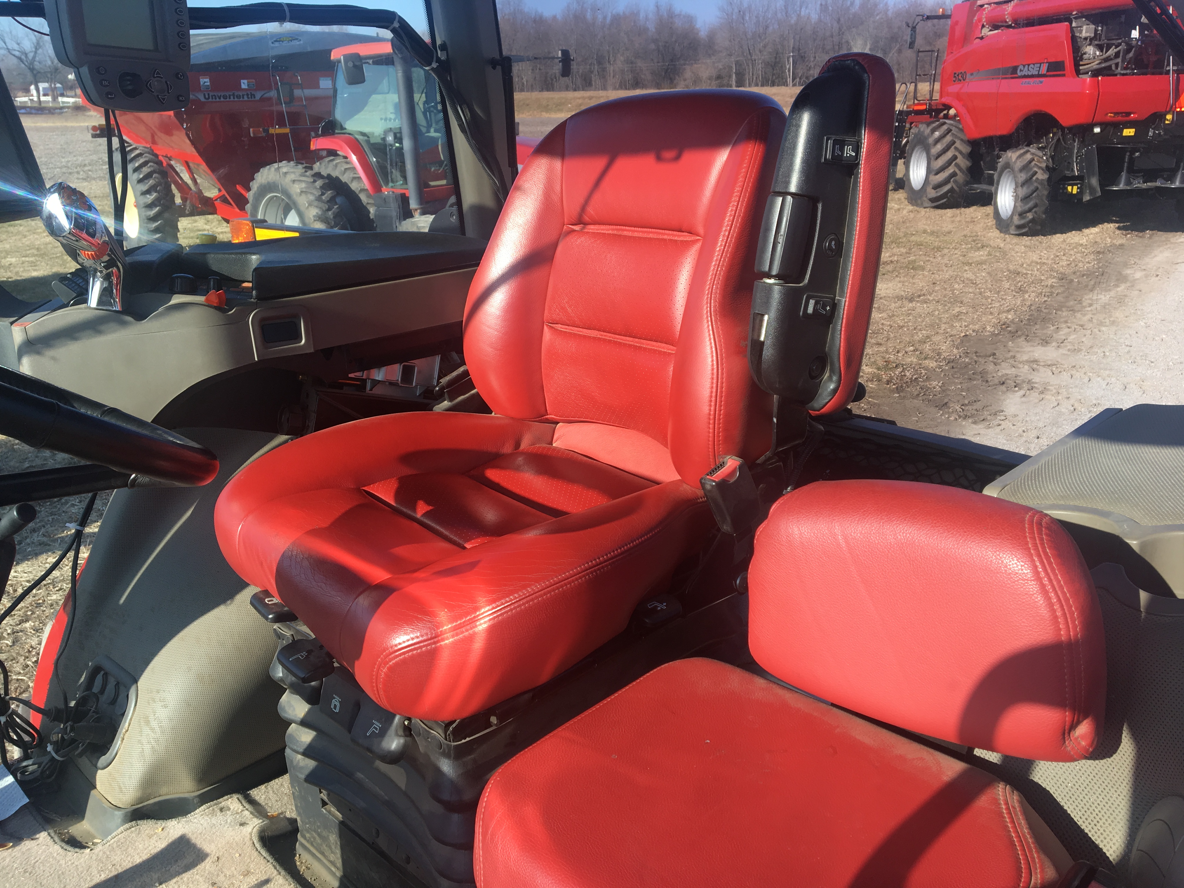 2013 Case IH 225 Magnum, AFS, CVT, Deluxe Cab, Buddy Seat, AFS 372 Case