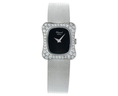 Case: white gold (18 kt.) - bracelet: white gold (18 kt.) - manual winding- last service: July 2021 - condition: good- diamet
