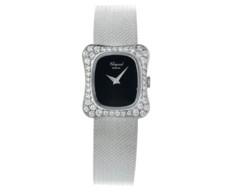 Case: white gold (18 kt.) - bracelet: white gold (18 kt.) - manual winding- last service: July 2021 - condition: good- diamet