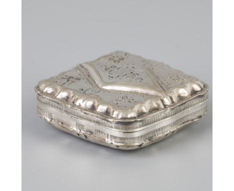 Square model with raised drop shape and engraved Biedermeier decorations. The Netherlands, Schoonhoven, Hendrik Capoen, 1876,