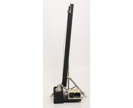Together with Zeiss Icon slide projector, a Movector Dual Agva with projection screen. Estimate: € 40 - € 60.