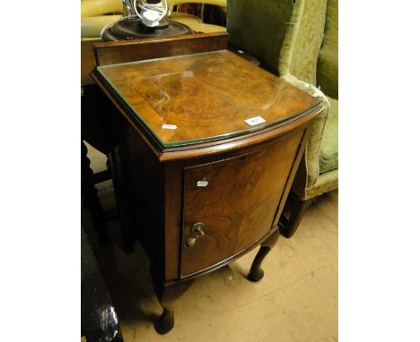 A walnut bow front bedside cabinet, an oak barleytwist gateleg table and a barleytwist standard lamp.