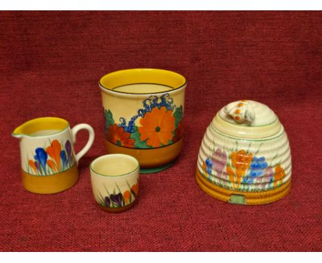 Clarice Cliff Bizarre planter, jug, eggcup and honey pot, crocus pattern. Gayday planter has crack.
